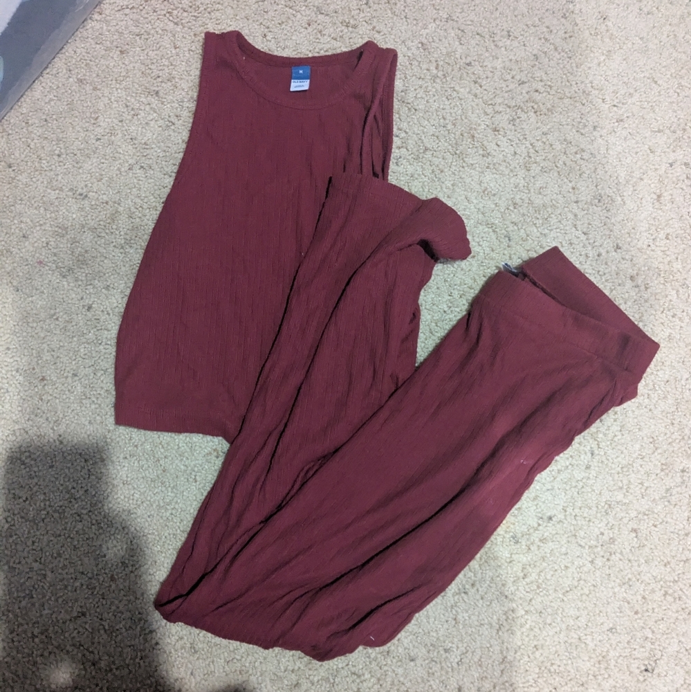 Red Sleeveless Top and Pants Set